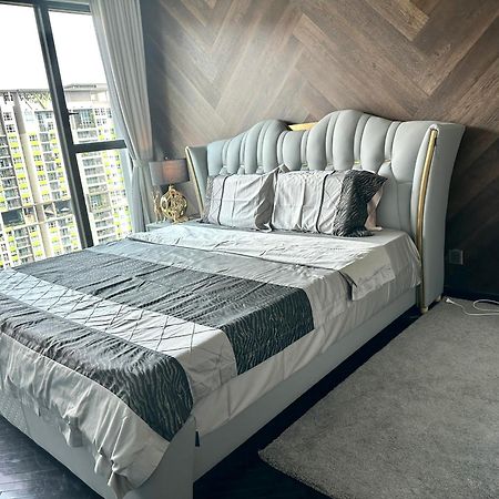 Feliz Luxurry Duplex Apartment Saigon Хошимин Экстерьер фото