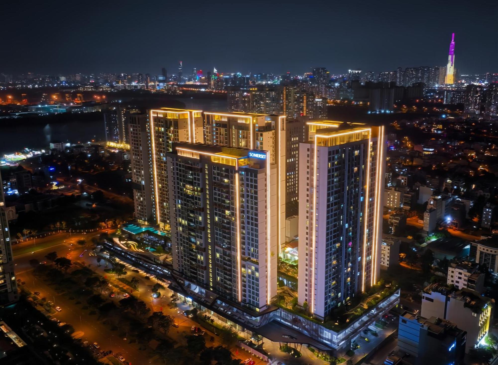 Feliz Luxurry Duplex Apartment Saigon Хошимин Экстерьер фото