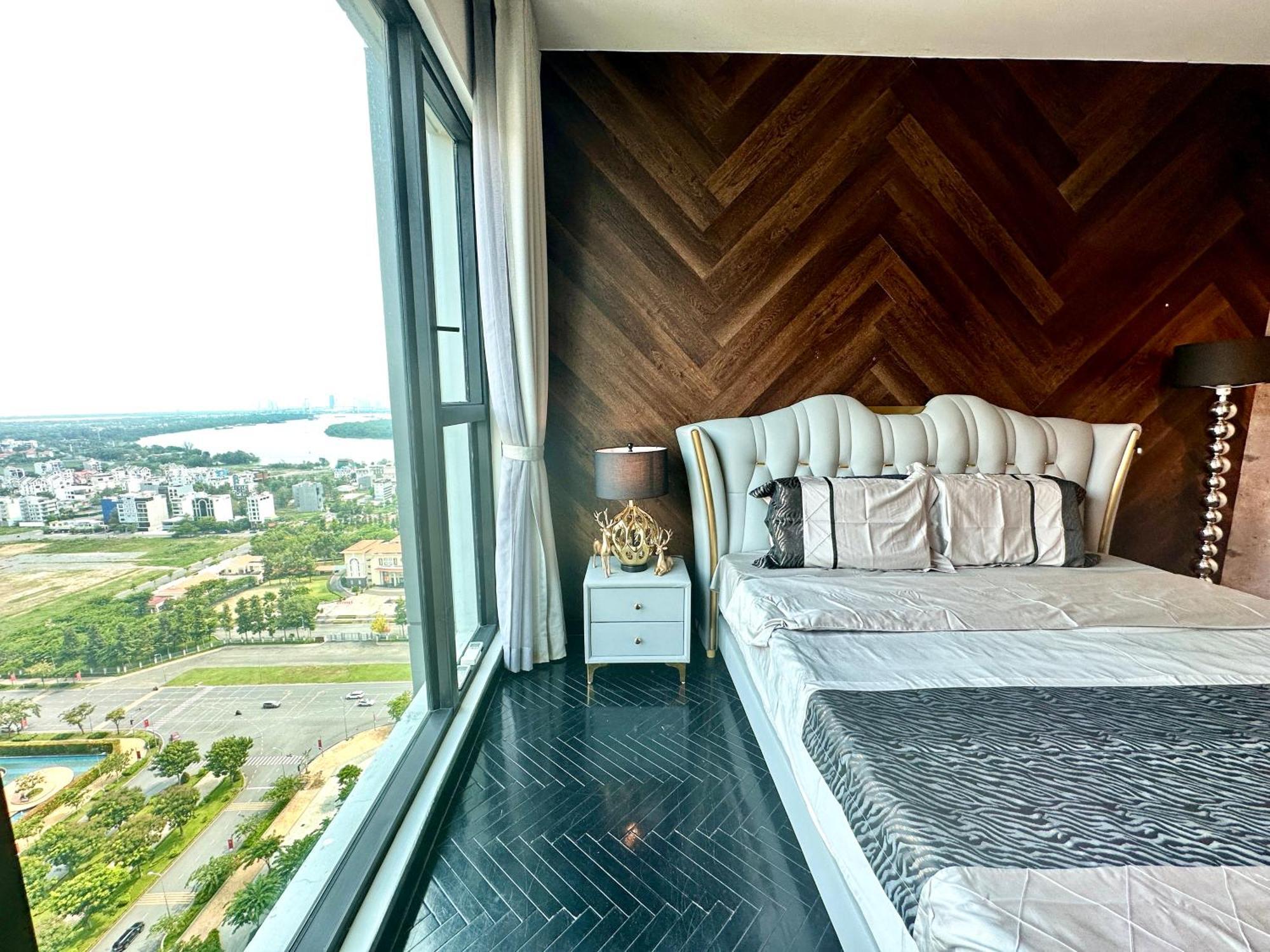 Feliz Luxurry Duplex Apartment Saigon Хошимин Экстерьер фото