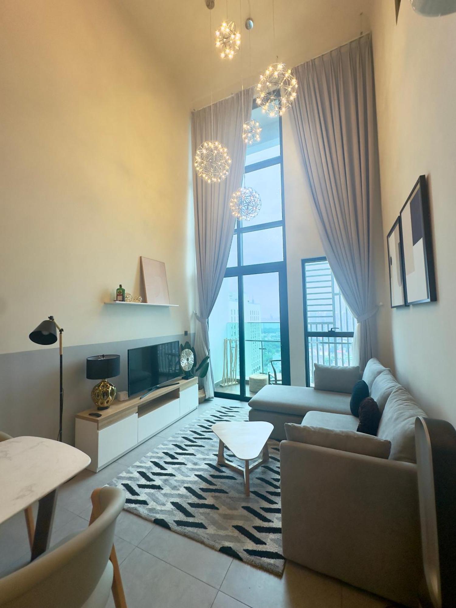 Feliz Luxurry Duplex Apartment Saigon Хошимин Экстерьер фото